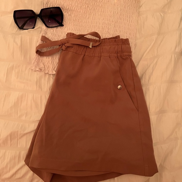 Dynamite light pink short - Picture 2 of 2